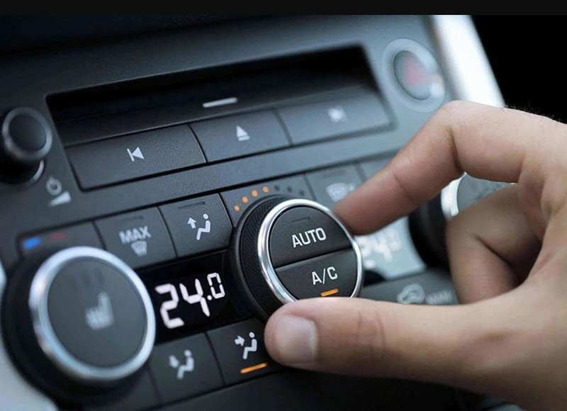 Bật điều hòa sau khi khởi động xe giúp tiết kiệm nhiên liệu