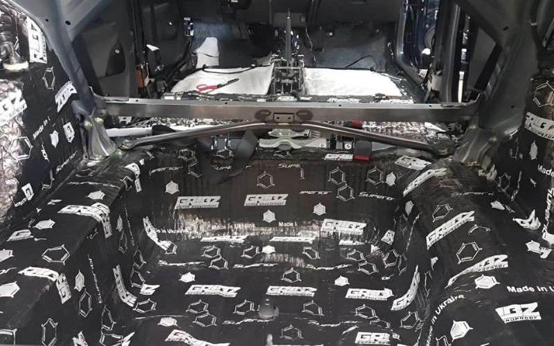 Cách âm xe hơi giúp giảm tiếng ồn nhanh chóng