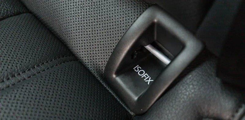 ISOFIX là gì? Tầm Quan Trọng Của Ghế ISOFIX Trên Ô Tô