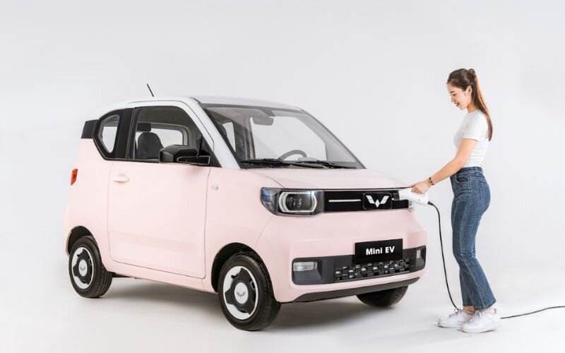 Xe điện Wuling Mini EV giúp xe tiết kiệm nhiên liệu chỉ trong vài giờ sạc