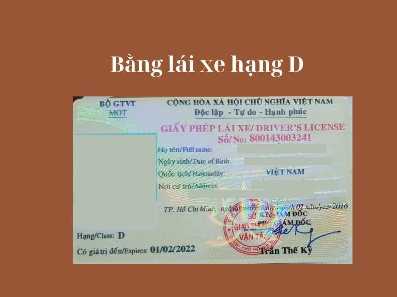Bằng lái xe hạng D yêu cầu công dân đủ 24 tuổi trở lên