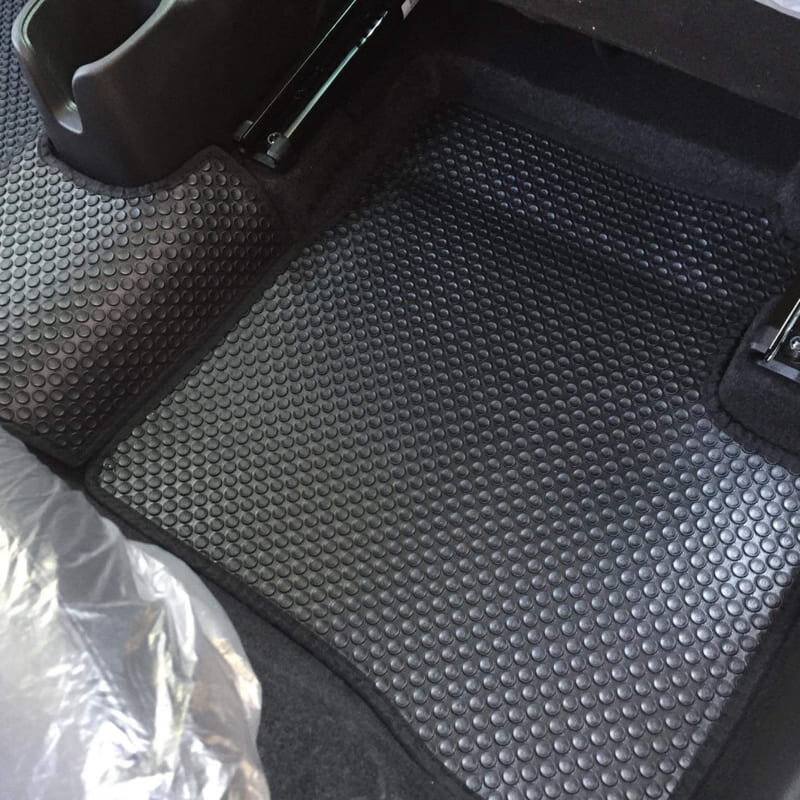 Rubber car floor mats have a reasonable price