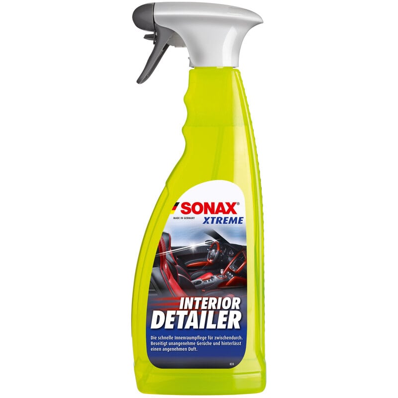 Việc vệ sinh nội thất ô tô trở nên dễ dàng khi sử dụng dung dịch Sonax