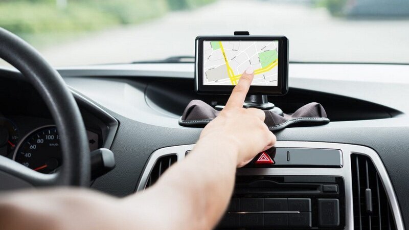 Những lợi ích tuyệt vời khi lắp đặt hệ thống định vị GPS trên ô tô 