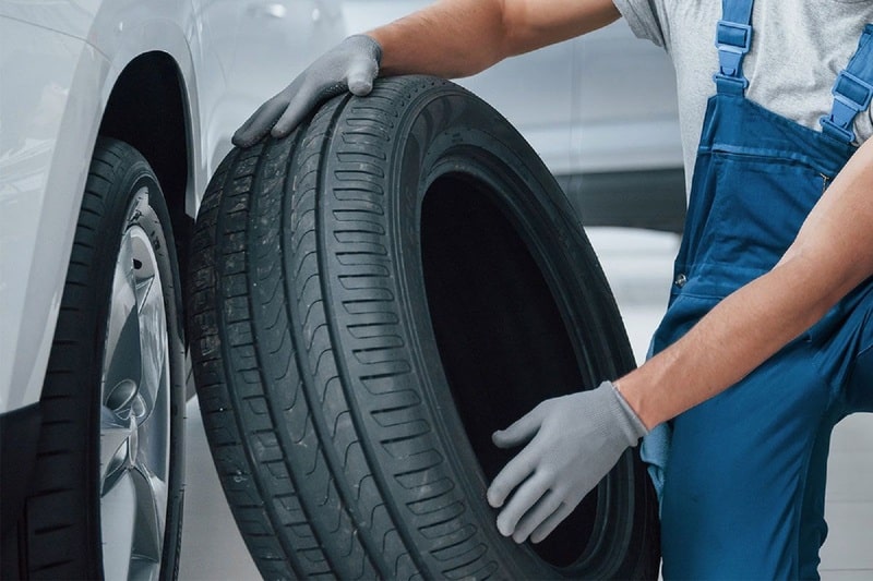 Các bước trong quy trình đền bù khi lốp xe ô tô bị nổ