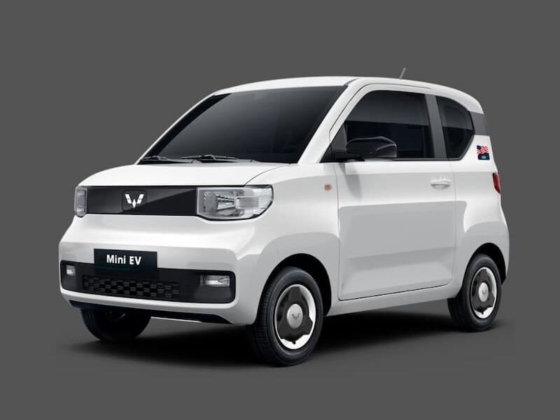 Wuling Mini EV LV1 electric vehicle has a compact design and trendy colors