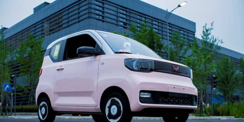 Wuling Mini EV LV2 phiên bản màu hồng thanh lịch