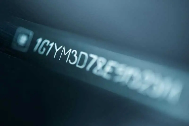 Số VIN ô tô là dãy số chứa đựng nhiều thông tin quan trọng của mỗi chiếc xe