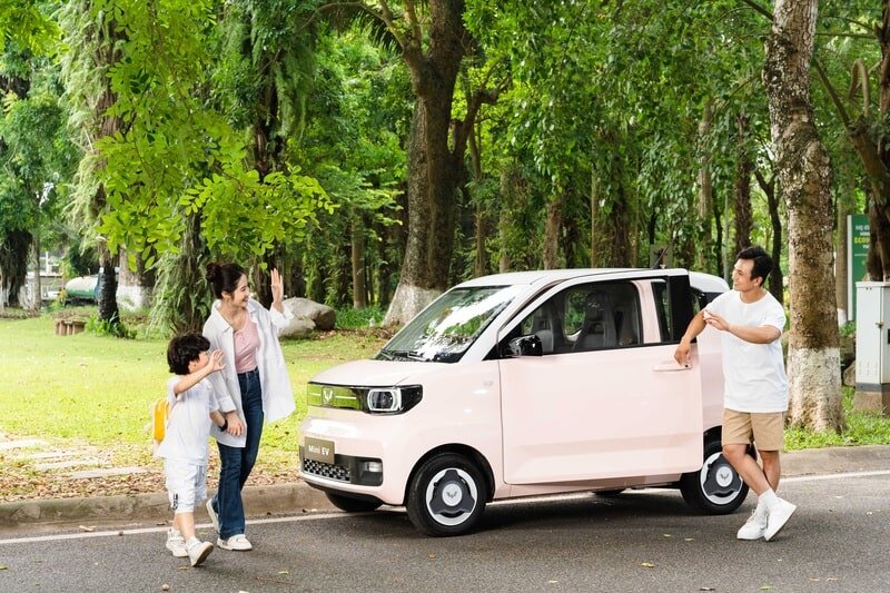 Trang bị tính năng an toàn trên Wuling Mini EV LV2 giúp mang đến trải nghiệm lái xe thuận tiện, an toàn