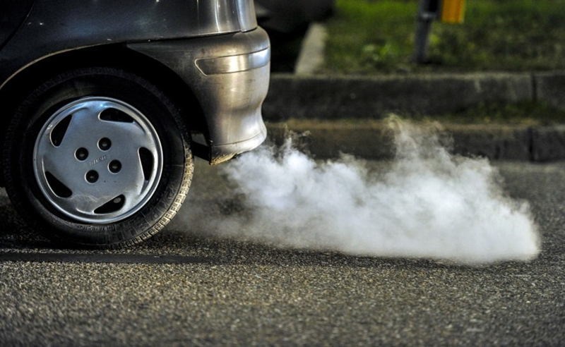 The process of generating exhaust gas from gasoline vehicles has a negative impact on the environment