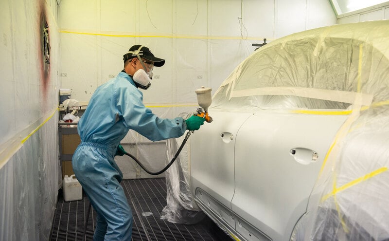 4 bước trong quy trình đổi màu sơn xe ô tô