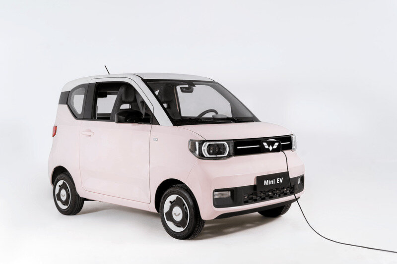 Wuling Mini EV có thể sạc đầy trong 6,5 giờ nhờ bộ sạc AC tiêu chuẩn