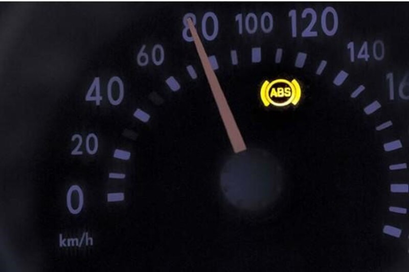 Việc xử lý sớm và sửa chữa các sự cố liên quan đến hệ thống phanh ABS là rất quan trọng để đảm bảo an toàn khi lái xe